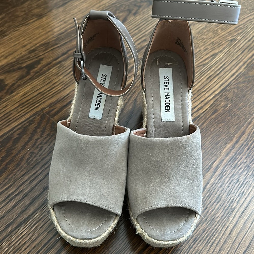 Steve Madden open toe heels - size 7